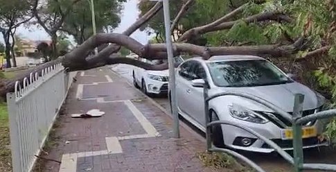 إخلاء مبنى في تل أبيب خوفاً من سقوط أسقفه