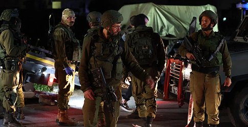 إصابة 3 جنود بعملية دهس في الخليل وقتل المنفذ