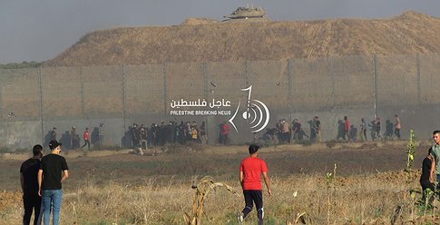 عشرات الإصابات برصاص وقنابل الاحتلال على حدود غزة