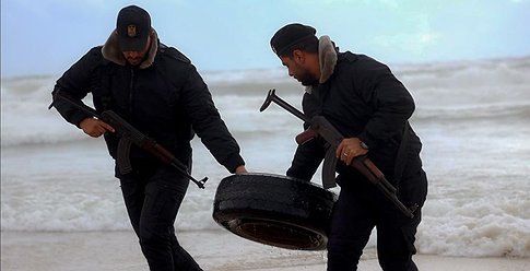 الداخلية بغزة تضبط عشرات الآلاف من الحبوب وفروش الحشيش