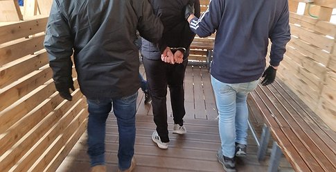 إصابة إسرائيلي بعملية طعن في القدس واعتقال المنفذ