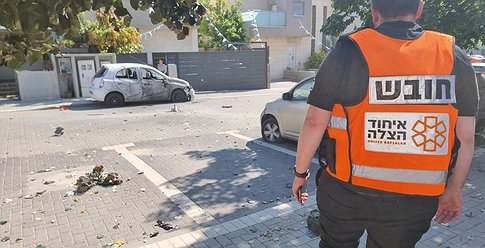إصابات بسقوط صواريخ على غلاف غزة والمقاومة توضح