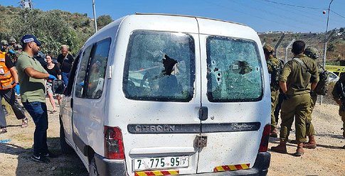 مقتل جندي بإطلاق نار قرب قلقيلية وتحييد المنفذ