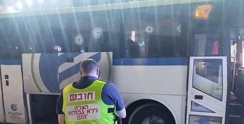 إطلاق نار على حافلة إسرائيلية في نابلس