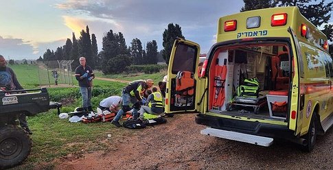 تفاصيل مقتل إسرائيلي وكلبه بصاعقة برق شمالي تل أبيب