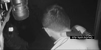 الاحتلال يُعلن اعتقال منفذي عملية الخليل ويتخذ خطواتٍ جديدة