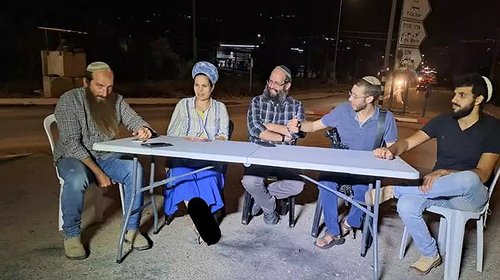 رؤساء مستوطنات يطالبون بشن عملية عسكرية بالضفة لاستعاد الردع