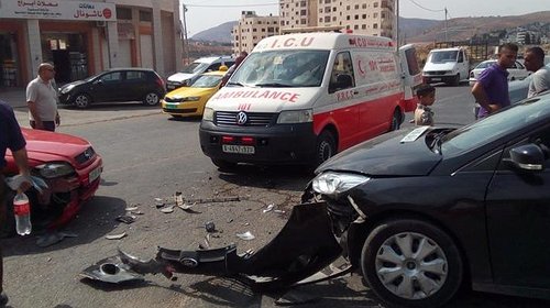 مرور غزة: وفاة رضيع واصابة والدته بحادث دهس