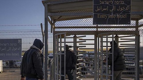 إسرائيل ترفض تقديم تسهيلات للفلسطينيين وتعارض أمريكا