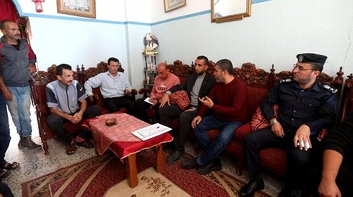سُلطة الأراضي تُخطر منطقة "عنق الزجاجة" بالإخلاء خلال أيام