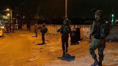 اعتقال عدة مواطنين في الضفة الغربية