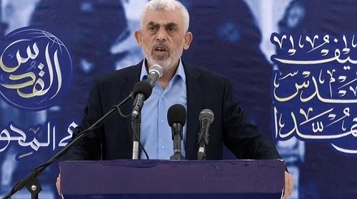 صحيفة عبرية: السنوار يريدها حرباً دينية