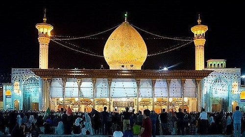 هجوم مسلح يسفر عن مقتل وإصابة 10 إيرانيين داخل مزار ديني