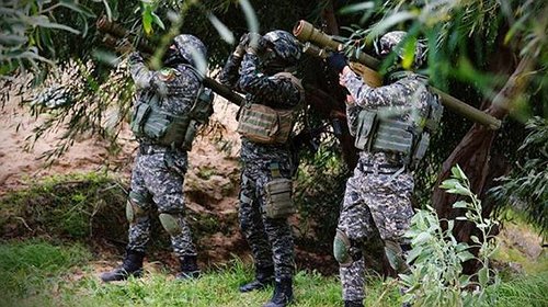 شاهد تصدي كتائب المجاهدين بصواريخ أرض جو للطيران الإسرائيلي