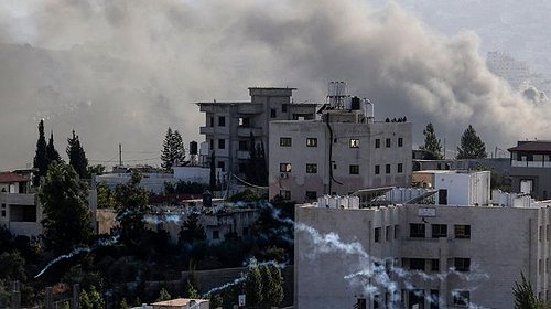 إشتباكات وشهيد وإصابات واعتقال مطارد… هذا ما حدث في نابلس