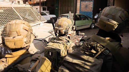 في القدس أو تل أبيب.. "الشاباك" يزعم إحباط عملية تفجيرية بتوجيهات من غزة