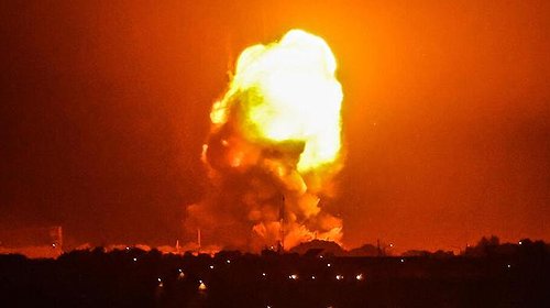 هاجمنا نفقاً.. بيان جيش الاحتلال عقب الغارات على قطاع غزة