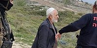 مستوطنون يعتدون على مسن أثناء عمله في بلدة عوريف