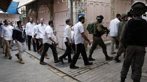 الجيش الإسرائيلي يُصدر بياناً عقب اقتحام المستوطنين للخليل