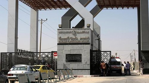 كشف "تنسيقات مصرية" للسفر عبر معبر رفح غداً الثلاثاء