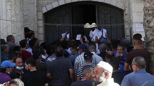 "العمل" بغزة تتحدث عن آخر مستجدات تصاريح العمال في إسرائيل