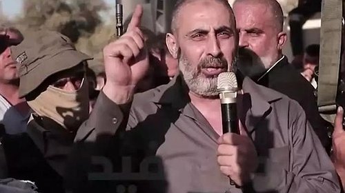 صحيفة عبرية: دعا الأجهزة الأمنية لمقارعة اليهود... كيف أصبح أبو رعد حازم "أيقونة" فلسطين؟