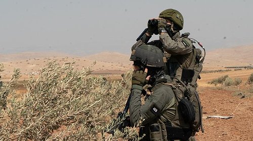 الاحتلال يعتقل عنصراً من "حزب الله" على الحدود السورية