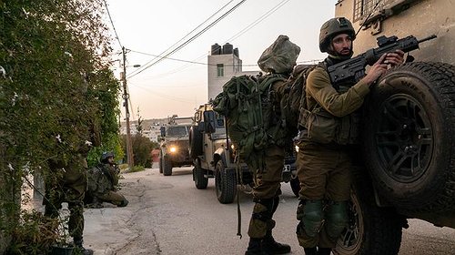 قوات الاحتلال تُطلق النار على مستوطِنة بزعم أنها فلسطينية