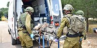 مقطع متداول لتفجير عبوة ناسفة وإطلاق نار مكثف على قوة للجيش في طولكرم