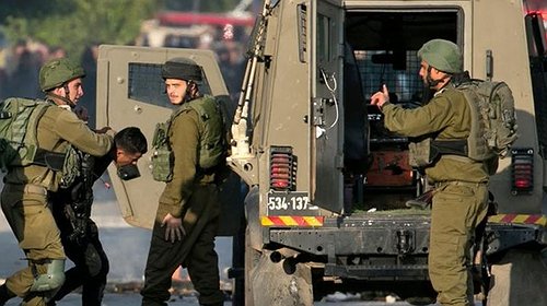 اعتقال 16 مواطنا خلال حملة مداهمات واسعة في الضفة