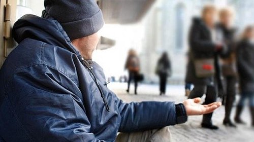 المباحث بغزة تُوقف عشرات المتسولين وتسترجع هواتف مفقودة