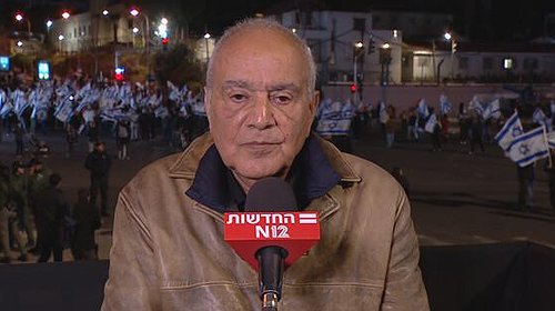 جنرال عسكري يشن هجوماً على حكومة نتنياهو والليكود يرد