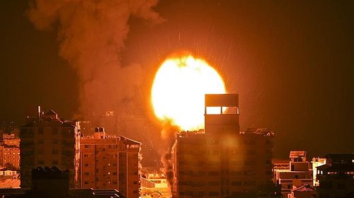 جيش الاحتلال يشن سلسلة غارات على قطاع غزة
