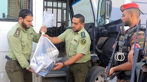 الداخلية تحرق كميات من المخدرات بحضور مسؤولين
