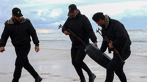 الداخلية بغزة تضبط عشرات الآلاف من الحبوب وفروش الحشيش