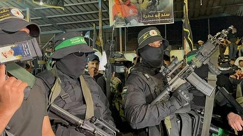 موقع عبري يكشف: إذا سقطت رام الله مع المقاومة فستندلع انتفاضة ثالثة